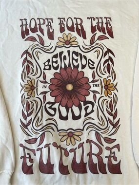 Hollister 'Believe in the Good' Crewneck - Size Small